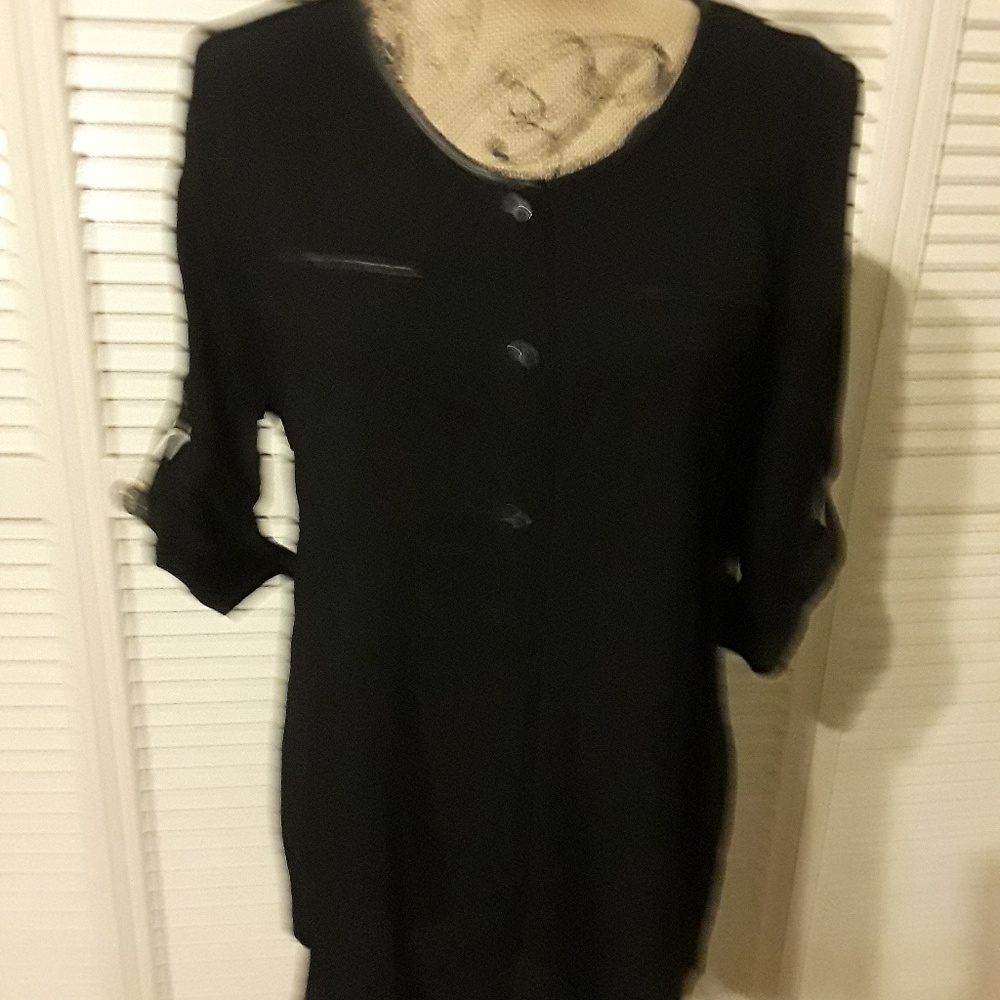 Worthington  Black  Blouse.  NWOT